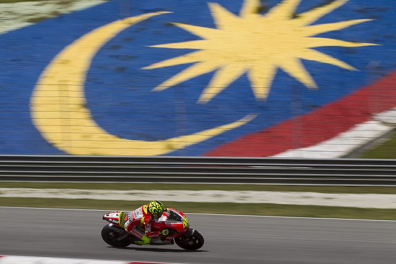 ENTRENAMIENTOS DE MOTOGP EN SEPANG