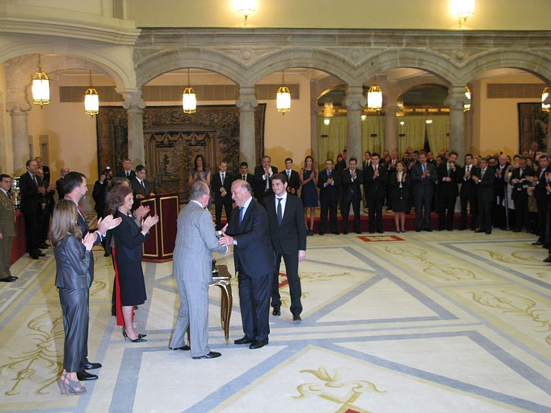 Vicente Del Bosque y Casillas recogen el premio en representación de la selección española de fútbol.