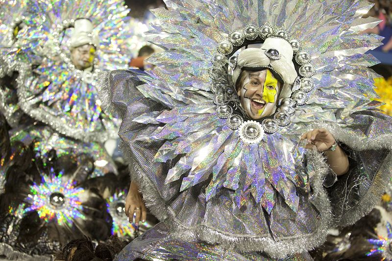 DESFILE DE LAS ESCUELAS DE SAMBA DEL GRUPO ESPECIAL DE SAO PAULO