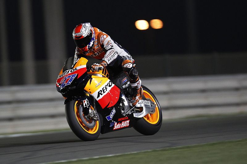 El australiano Stoner luciendo su 27.