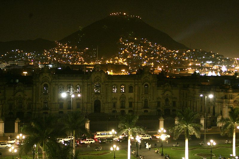 LA HORA DEL PLANETA EN LIMA
