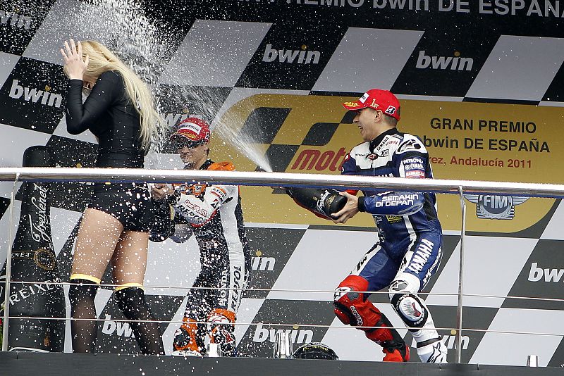 El podio de MotoGP lo ha ocupado Lorenzo, Pedrosa y Hayden.