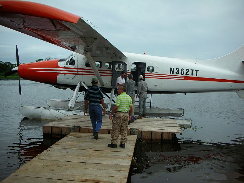 Descarga del hidroavión