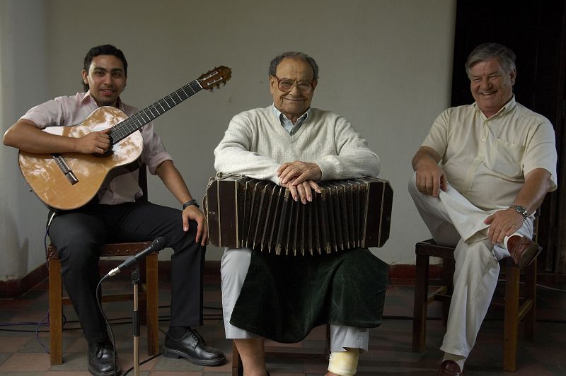 Tito Miqueri y su grupo