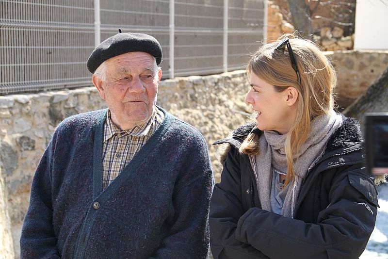En movimiento con - Manuela charla con un mayor