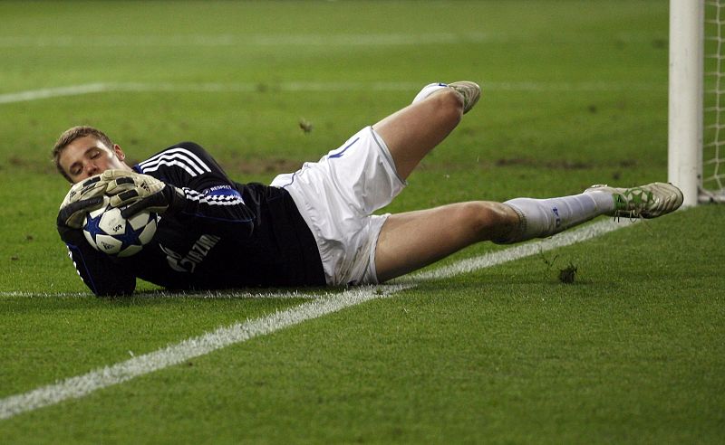 Neuer, goalkeeper of Schalke 04 makes a save during their Champions League semi-final first leg soccer match against Manchester United in Gelsenkirchen