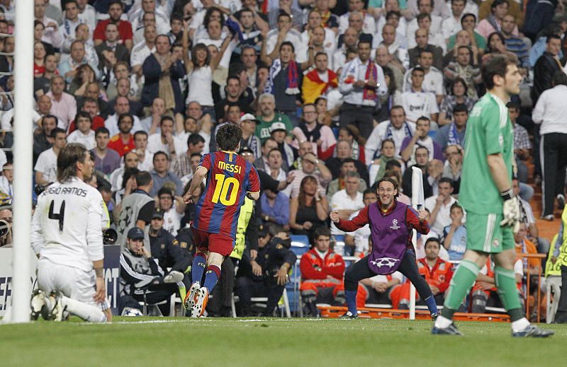 REAL MADRID - F. C. BARCELONA