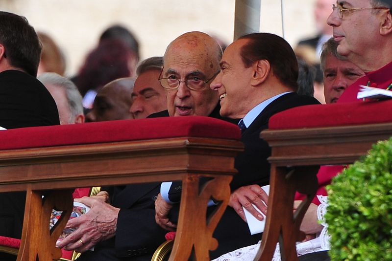 Silvio Berlusconi y Giorgio Napolitano, durante la ceremonia.