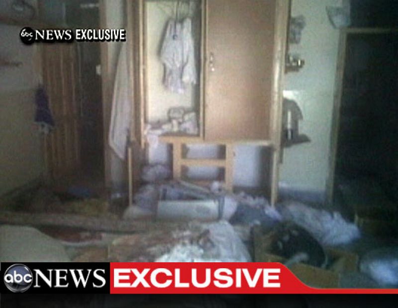 Esta es una de las habitaciones de la casa de Osama Bin Laden según las imágenes conseguidas por la ABC News.