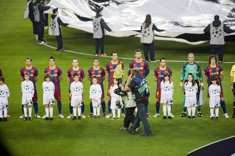 La càmera mostra els rostres dels jugadors