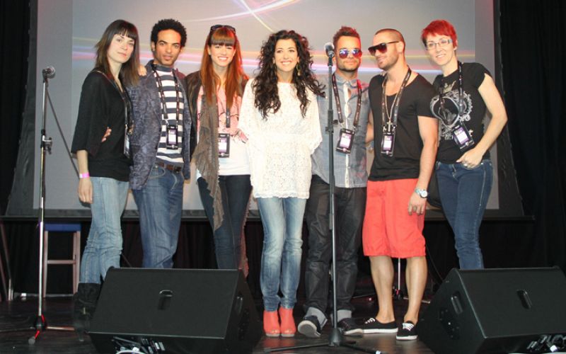 El equipo español de Eurovisión 2011, al final de su actuación en el crucero por el Rin.