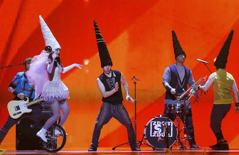 Final Eurovisón - Zdob si Zdub -  "So Lucky"