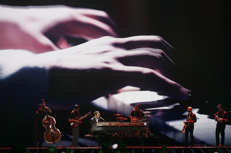 Final Eurovisión - Rahael Gualazzi - "Madness Of Love"