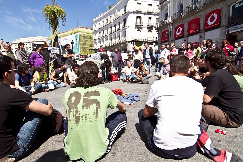 De momento no son ni una treintena de personas, pero esperan que tanto a lo largo del día, como a lo largo de la semana, se les vaya sumando muchos más