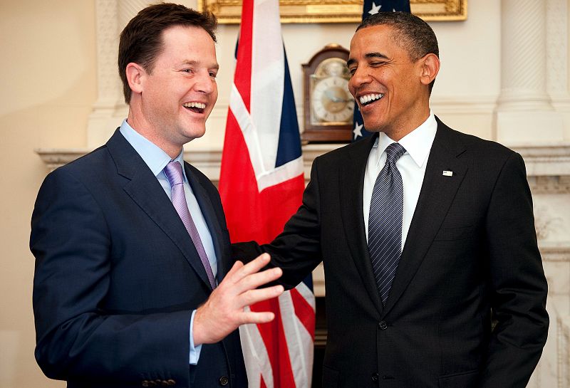 El viceprimer ministro británico, Nick Clegg, y Obama han charlado de forma animada antes de discutir sobre política exterior.