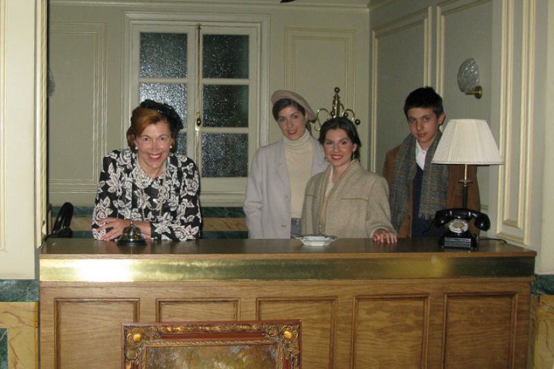 Amar - Los amarólogos entran en el mundo de 'Amar...'