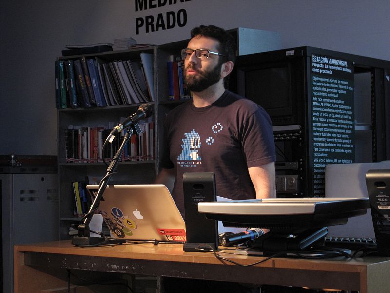 Juan Alonso, capitán del equipo 'Abrelibros', tercer premio del Desafío Abredatos 2011