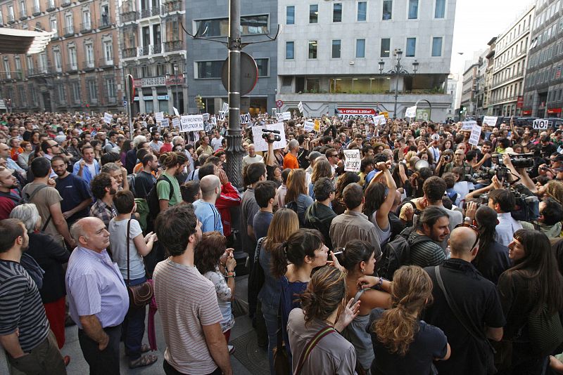 PROTESTA "INDIGNADOS" PROXIMIDADES PARLAMENTO