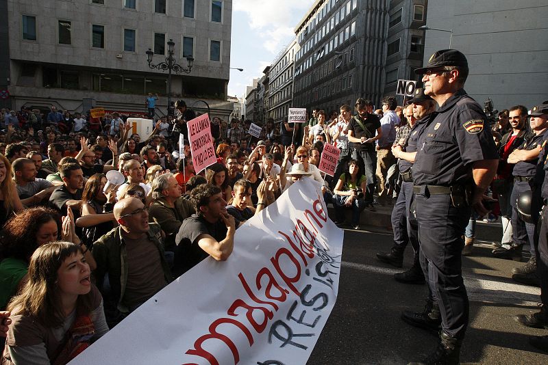 PROTESTA "INDIGNADOS" PROXIMIDADES PARLAMENTO