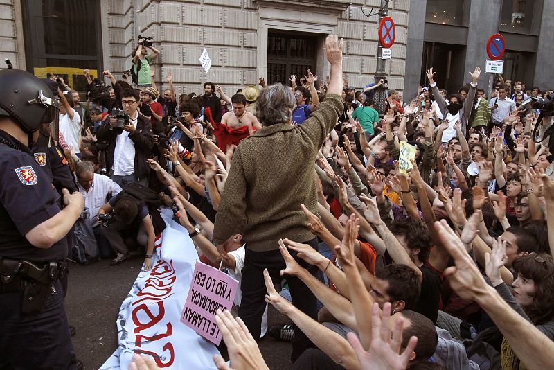 PROTESTA "INDIGNADOS" PROXIMIDADES PARLAMENTO