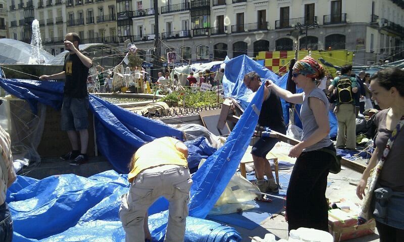 LEVANTAN EL CAMPAMENTO DE SOL