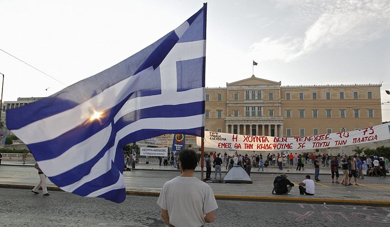 Imagen de la Plaza Sintagma de Atenas a primera hora de la mañana