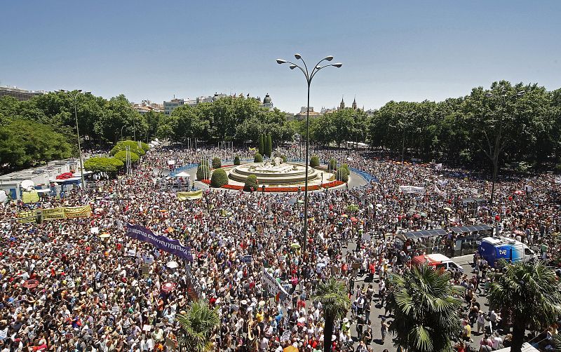 MARCHA ANTICRISIS