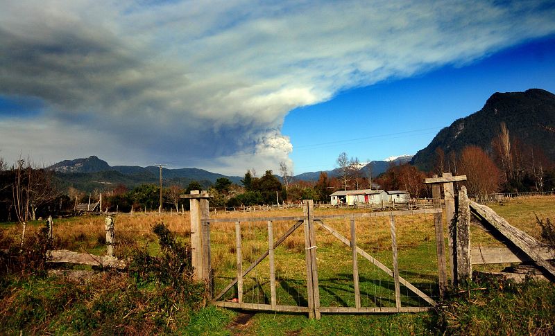 Vista de la vivienda de Delfín Ávila, uno de los pobladores de la zona cercanas al volcán