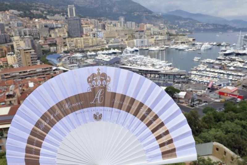 Un abánico de la boda real de Mónaco