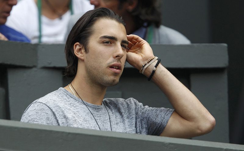 Sasha Vujacic, novio de Maria SHarapova, muy atento al desarrollo del partido