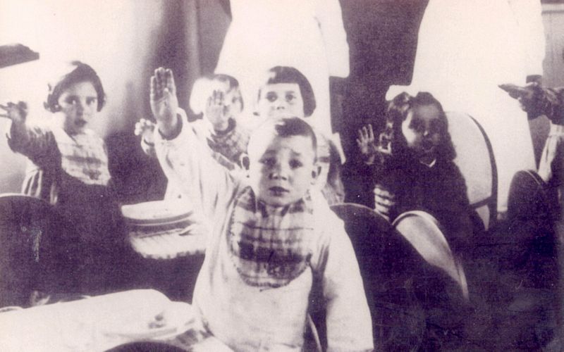 Niños, en la zona nacional (1936-1939)