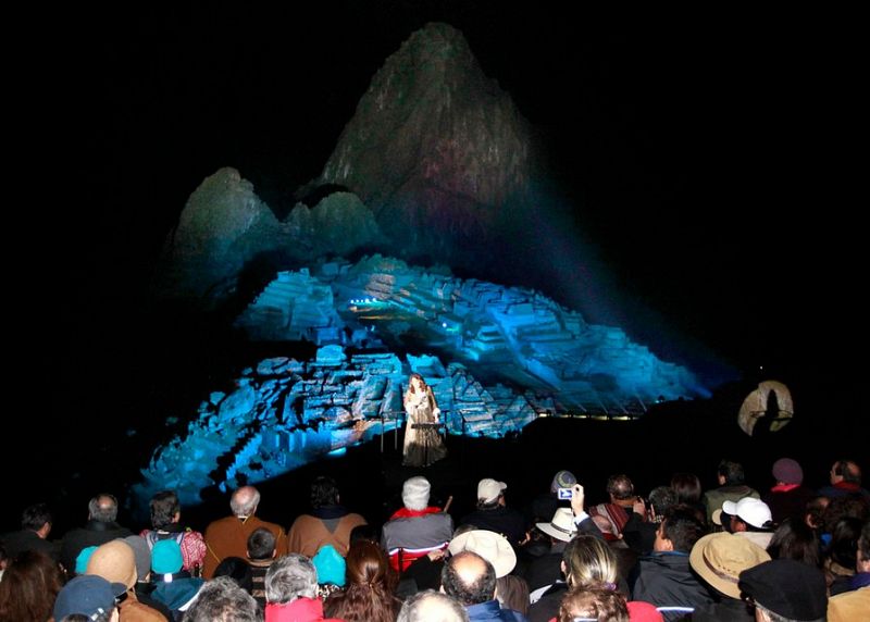 Espectáculo de luces y sonido en Machu Picchu