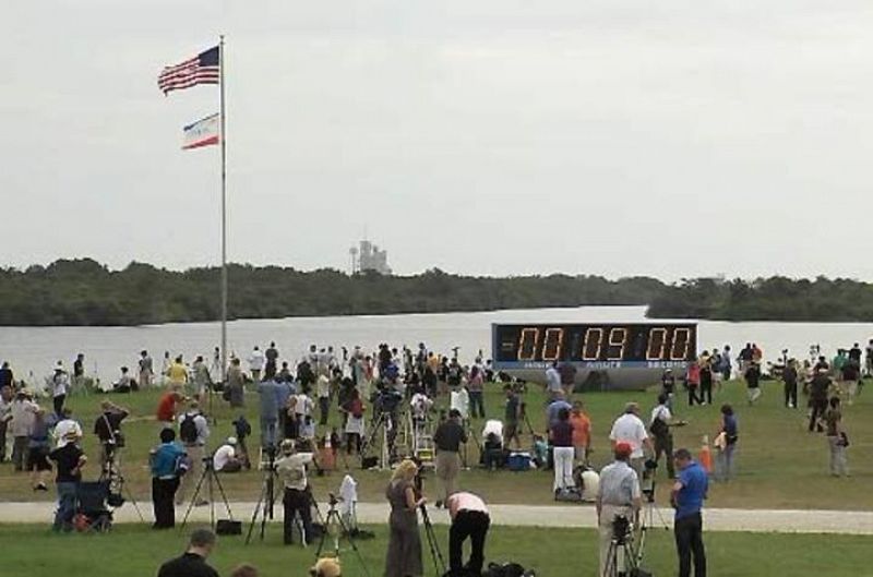 Centenares de personas han querido vivir 'in situ' el último lanzamiento de un transbordador espacial de la NASA