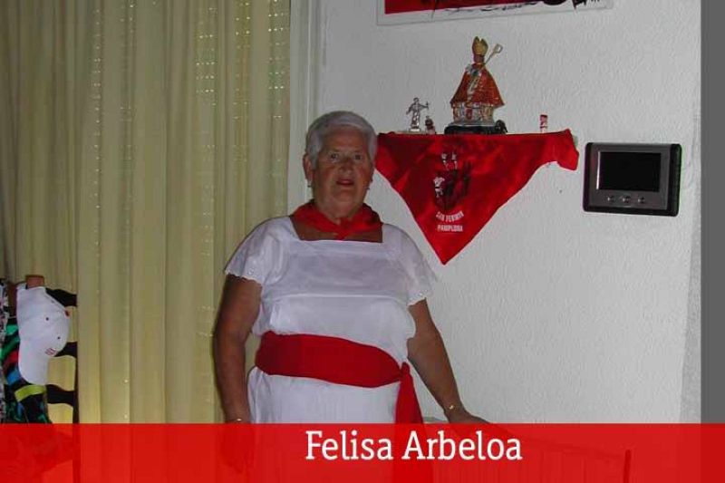 Navarricos que viven en PERPIGNAN,vestidos de pamplonica