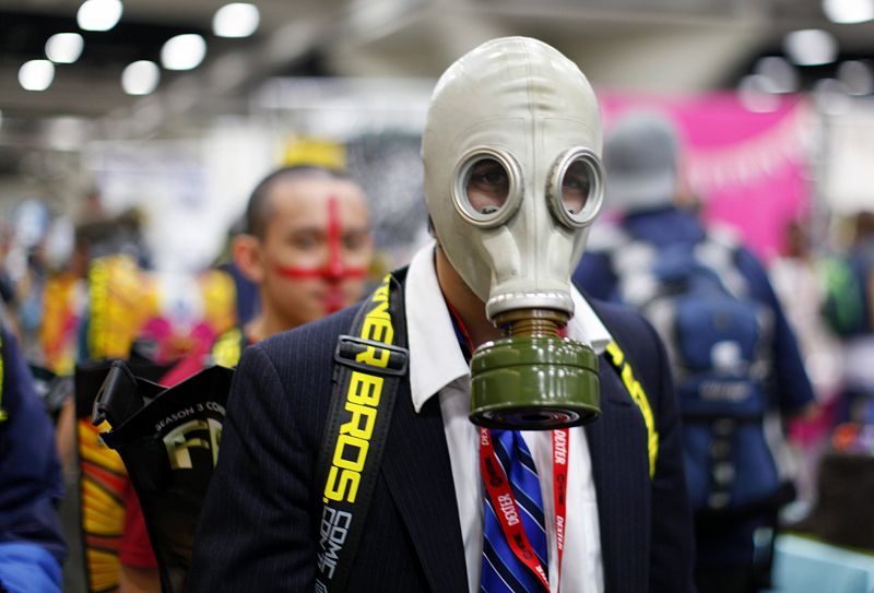 Un hombre disfrazado en la Comic-Con de San Diego