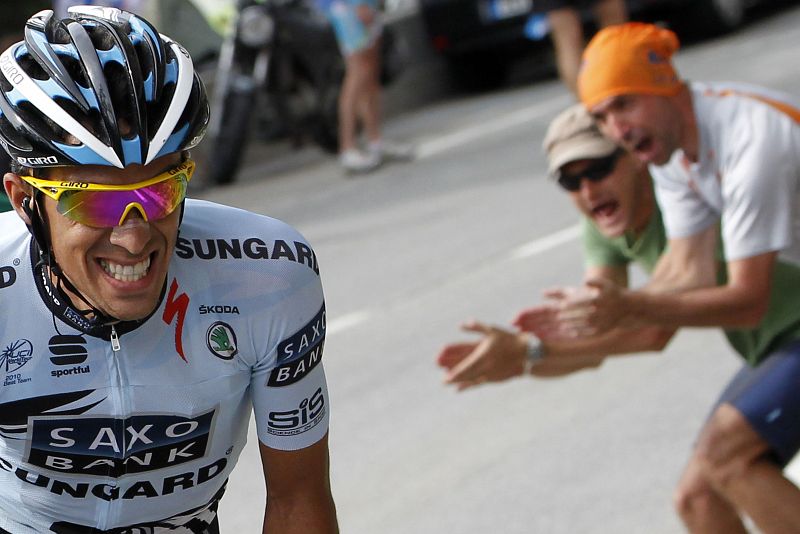 Sin nada que perder, Alberto Contador regaló a los aficionados una etapa para la historia en la última etapa alpina del Tour, con su ataque a noventa kilómetros de meta, con Galibier y Alpe d'Huez por delante.