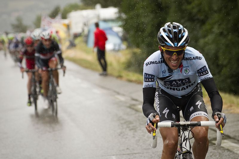 Contador empezó su intento de remontada en la etapa que finalizaba en Gap, lanzándo un ataque en un puerto de segunda categoría, en la 16ª etapa del Tour.