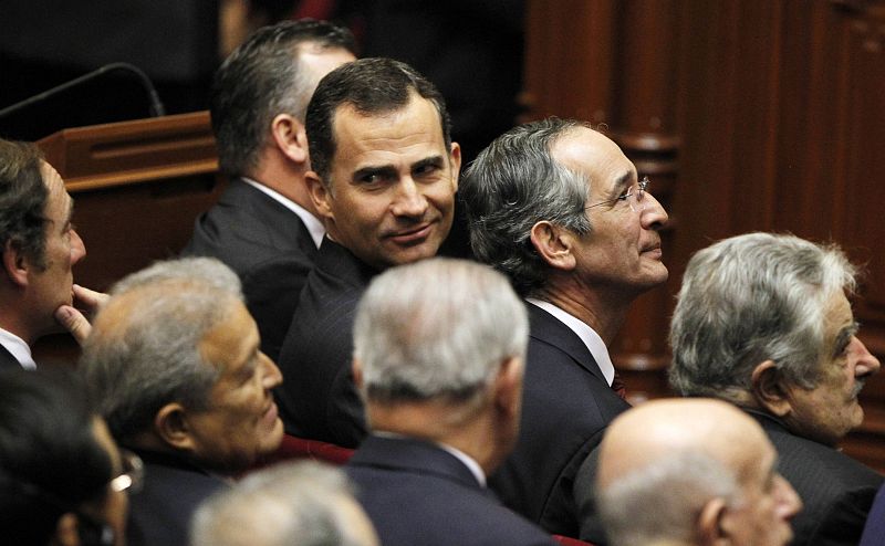 El principe Felipe durante el acto de investidura del nuevo presidente de Perú