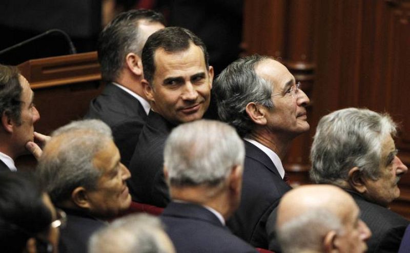 El principe Felipe durante el acto de investidura del nuevo presidente de Perú