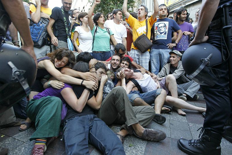 DESALOJO INDIGNADOS EN PUERTA DEL SOL