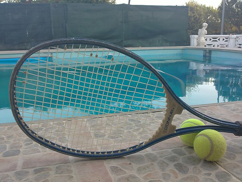 Como no tengo cerquita la playa, nos conformamos con la pisci, pero sin dejar de tener sed de tenis.