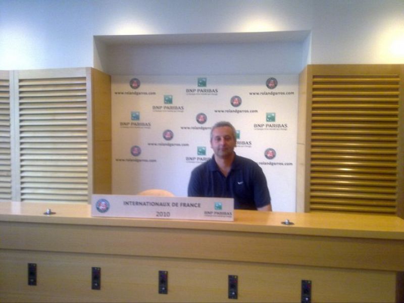 Dando mi rueda de prensa en Roland Garros