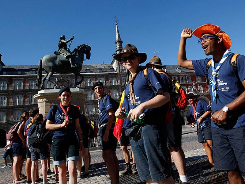 Desde todo el mundo, los peregrinos "toman" Madrid