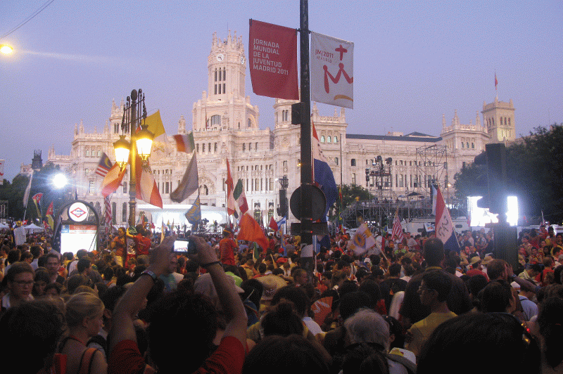 La Plaza de Cibeles minutos después del final de la misa inaugural