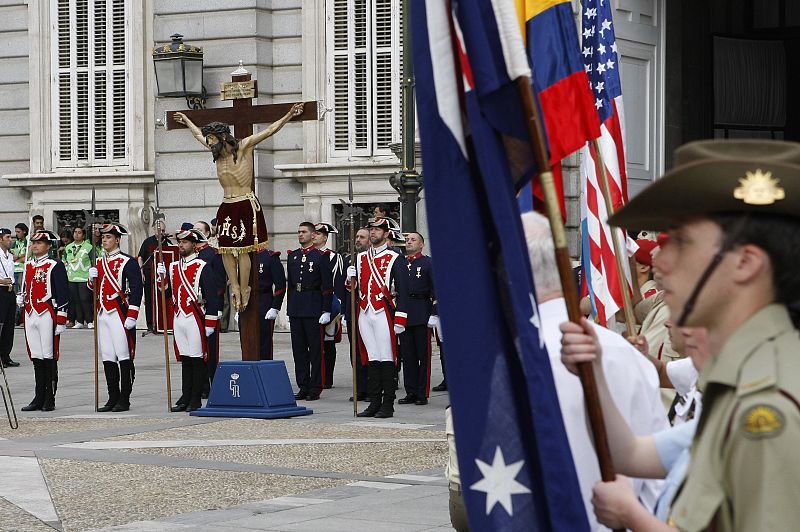Acto de recepción de las banderas de los paises que participan en la JMJ