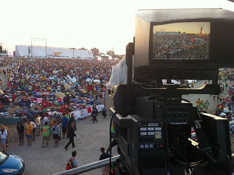 Amanece en Cuatro Vientos en la última jornada de la JMJ 2011