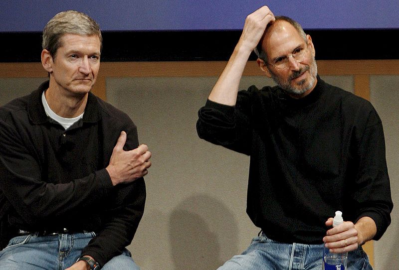 Steve Jobs y Tim Cook