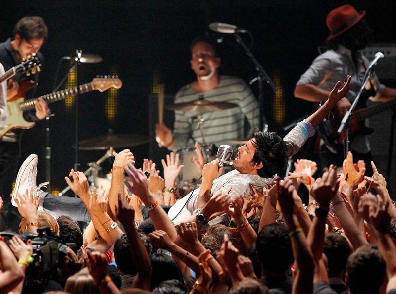 Young The Giant Premios MTV 2011