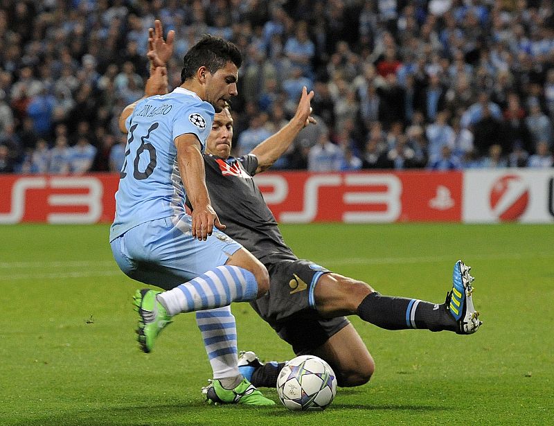 El 'Kun' Agüero ha debutado en Champions con el Manchester City contra el Nápoles