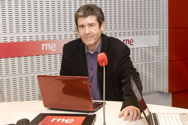 Carlos Santos, redactor.